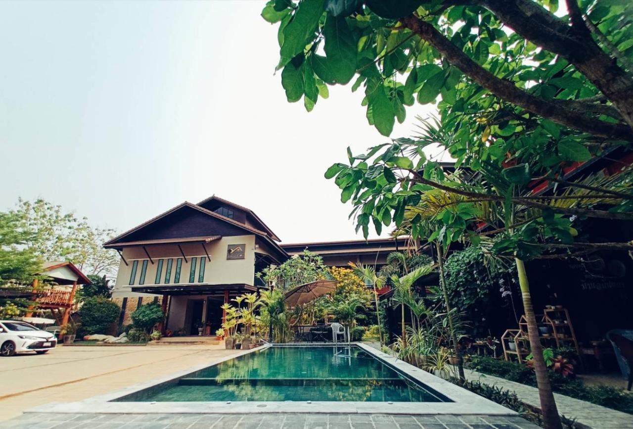 Anantaya Home Phrae Exterior photo